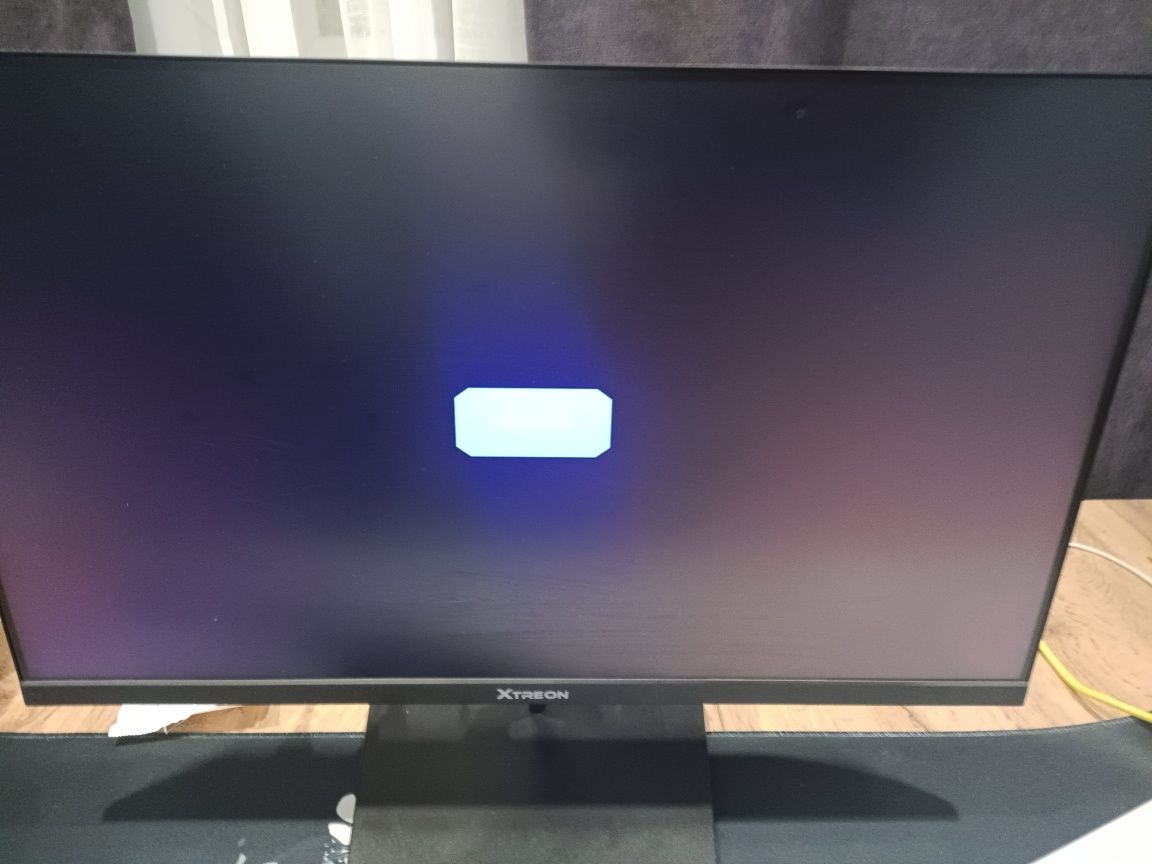 Продаю игровой монитор 23.8" (Full HD, 165 Гц, IPS)