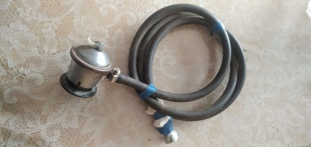 Продаю СРОЧНО два  балона пропан- газ
