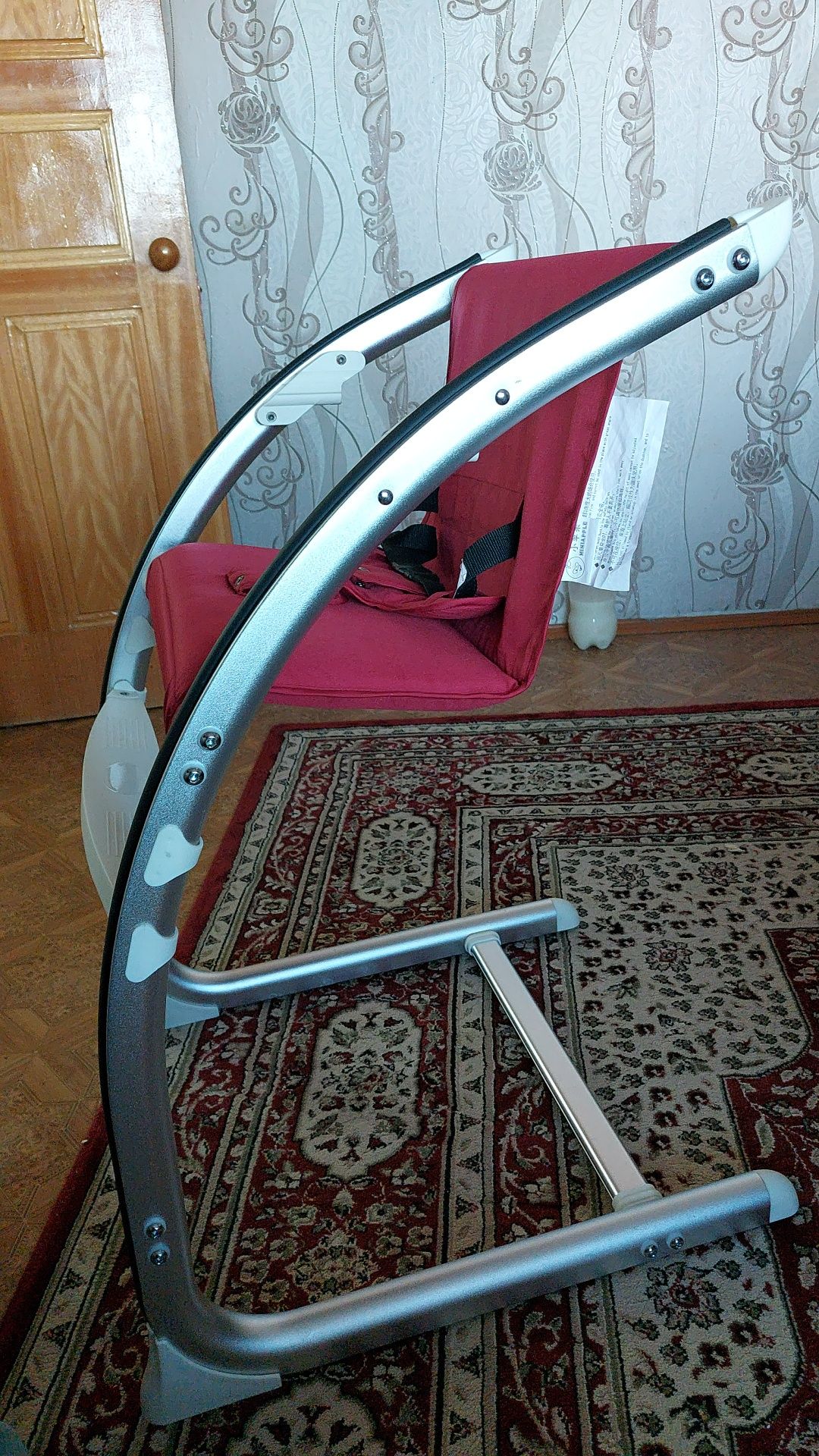 Продам стульчик для кормления б/у 10000