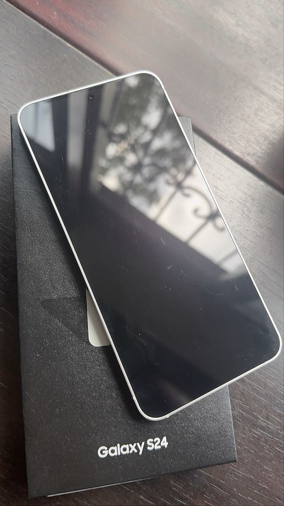 Продам Samsung Galaxy s24