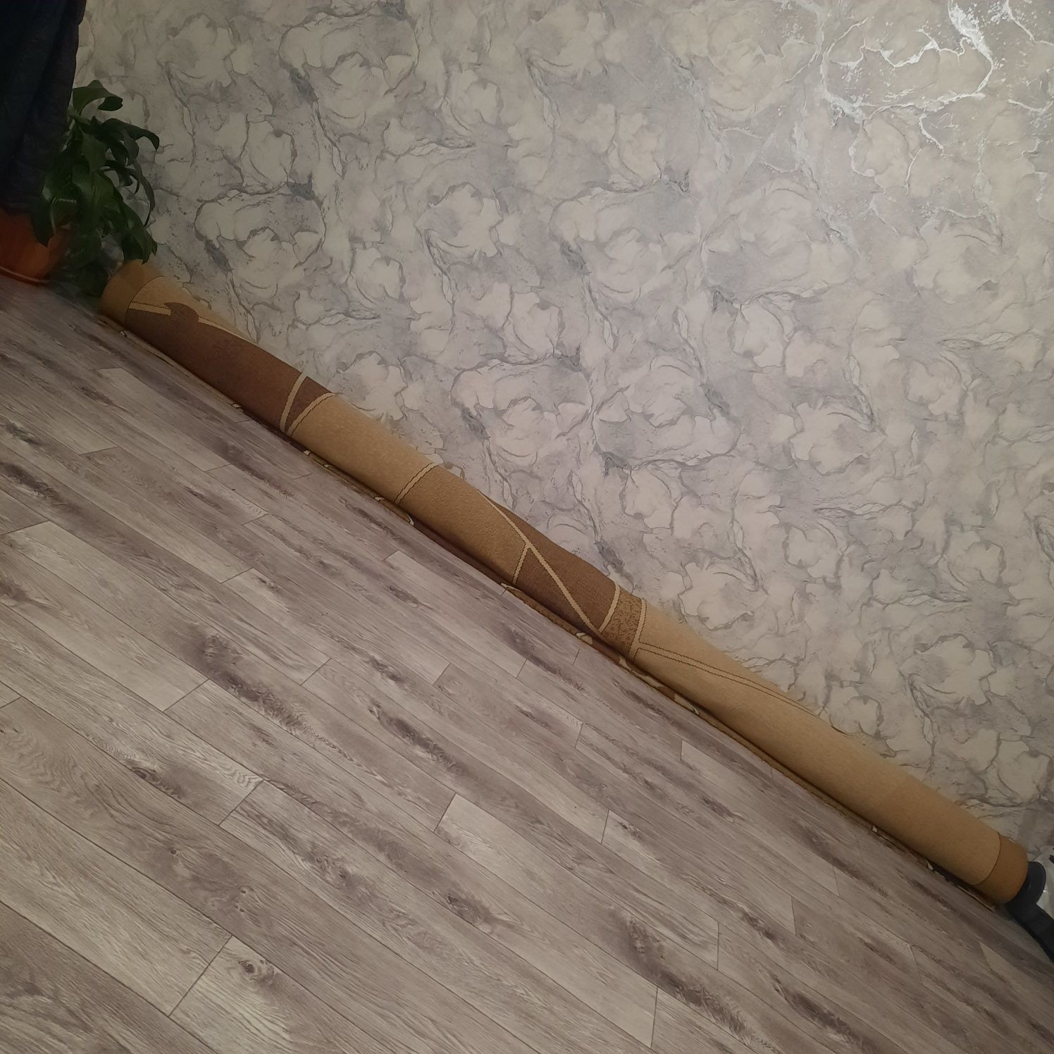 Ковер в хорошем состоянии