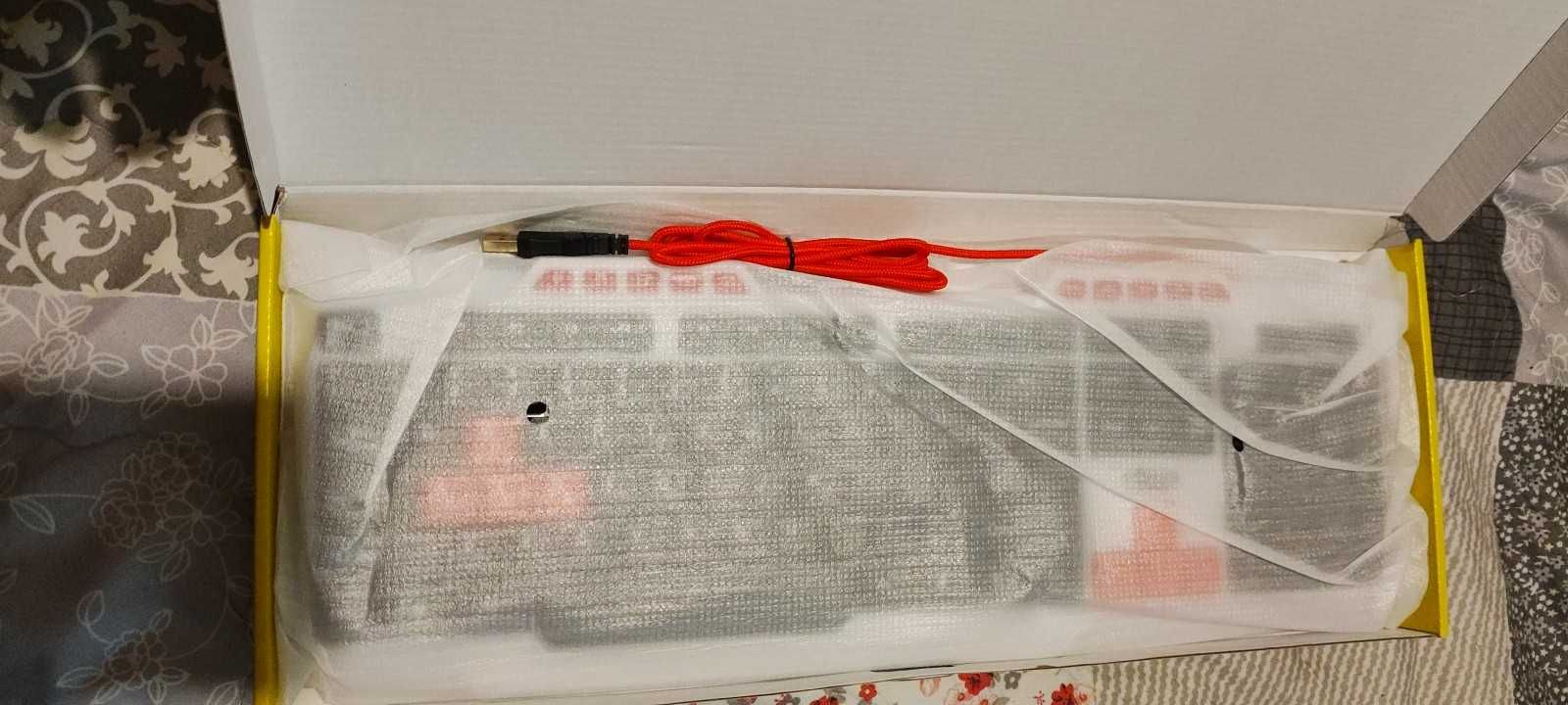 Клавиатура игровая новая с подсветкой. Продам.