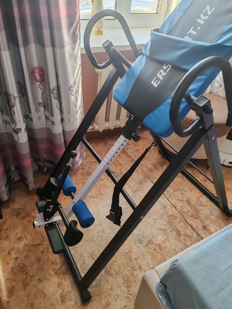 Продам инвирсионный стол новый тренажер