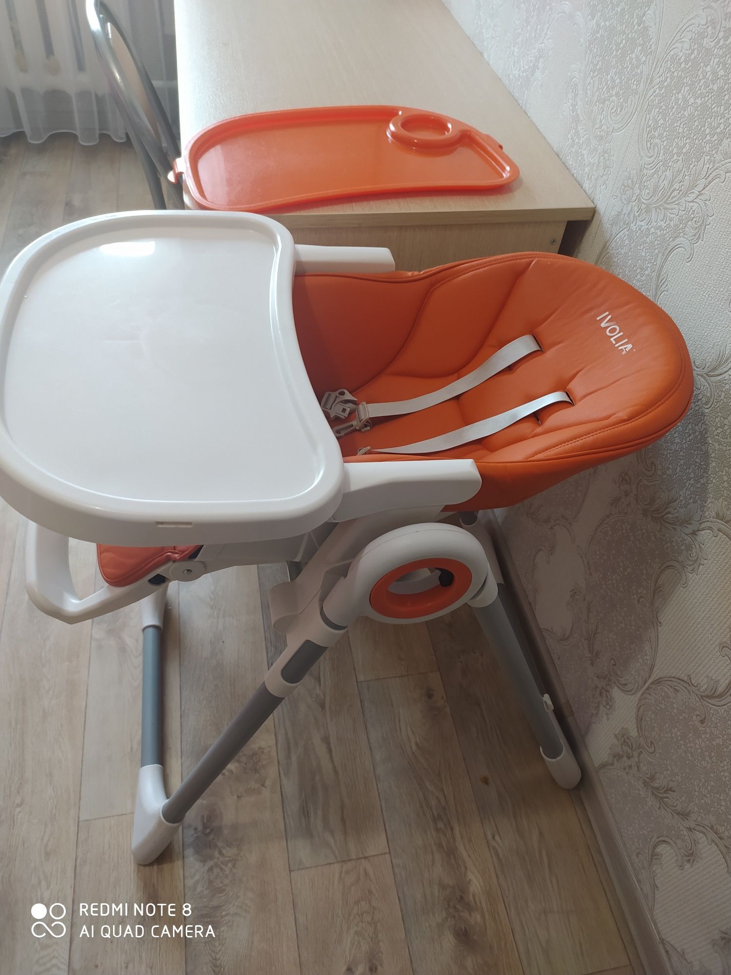 Продам стульчик для кормления