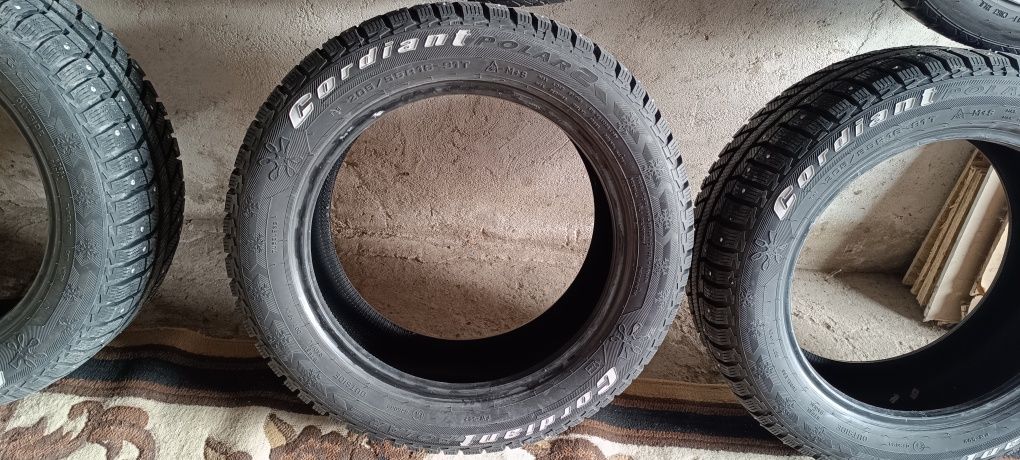 Продам 205 -55- r16