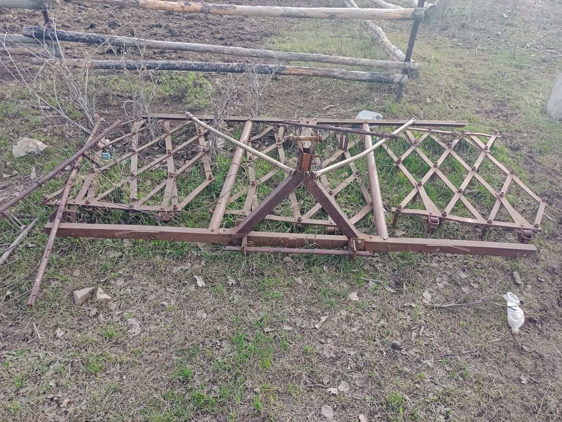 Продам трактор т25