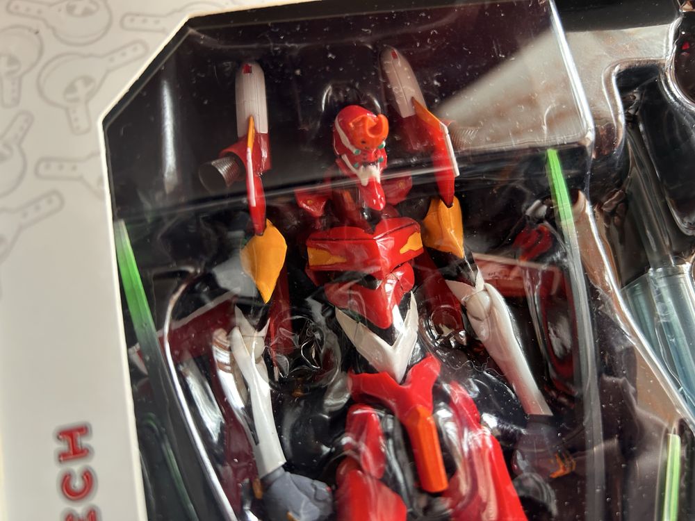 Экшн-фигура Revoltech Eva-02 (Neon Genesis Evangelion)