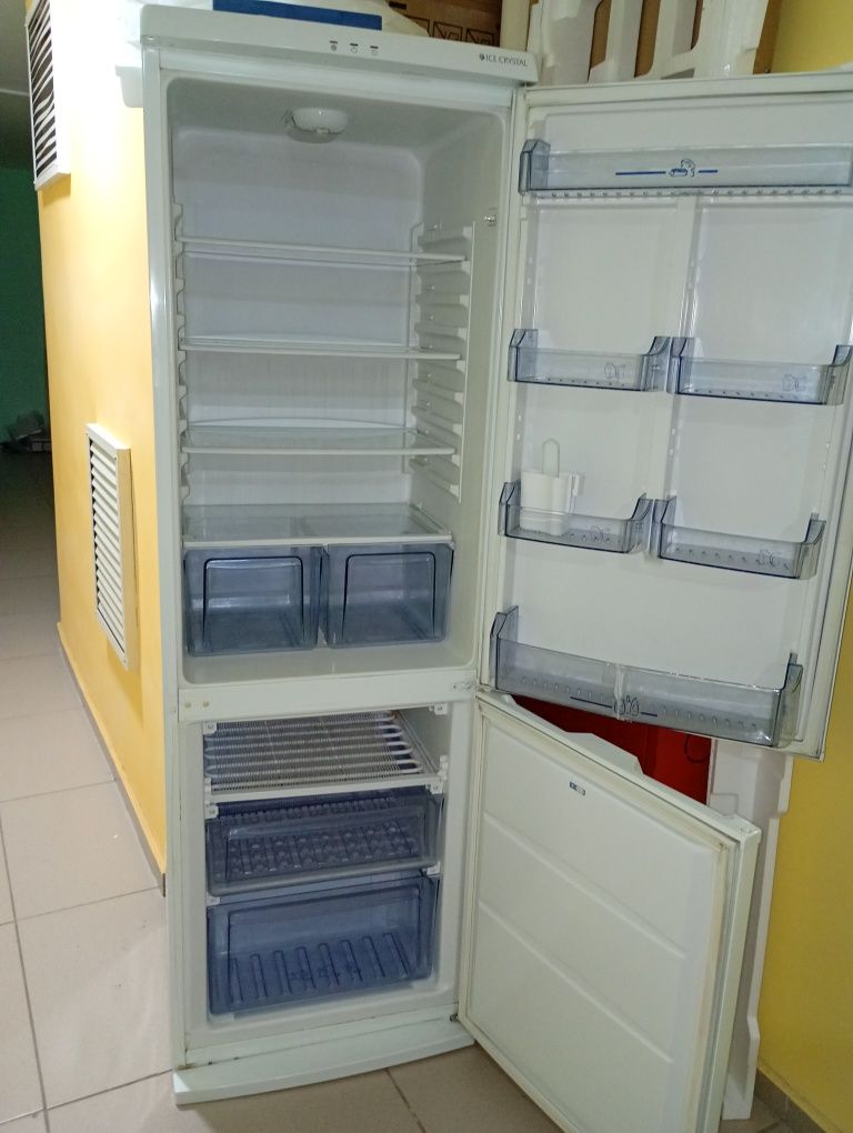 Продам холодильник и электроплиту