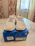Adidas | Новые белые кроссовки | 43 размер |