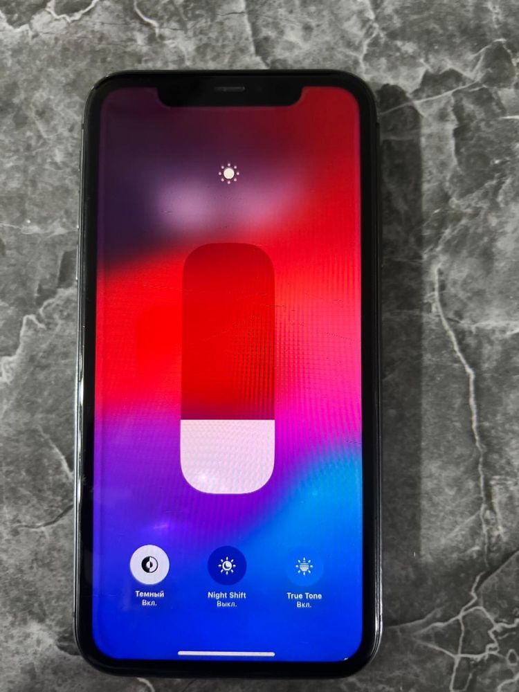 iPhone 11 64гб всё работает