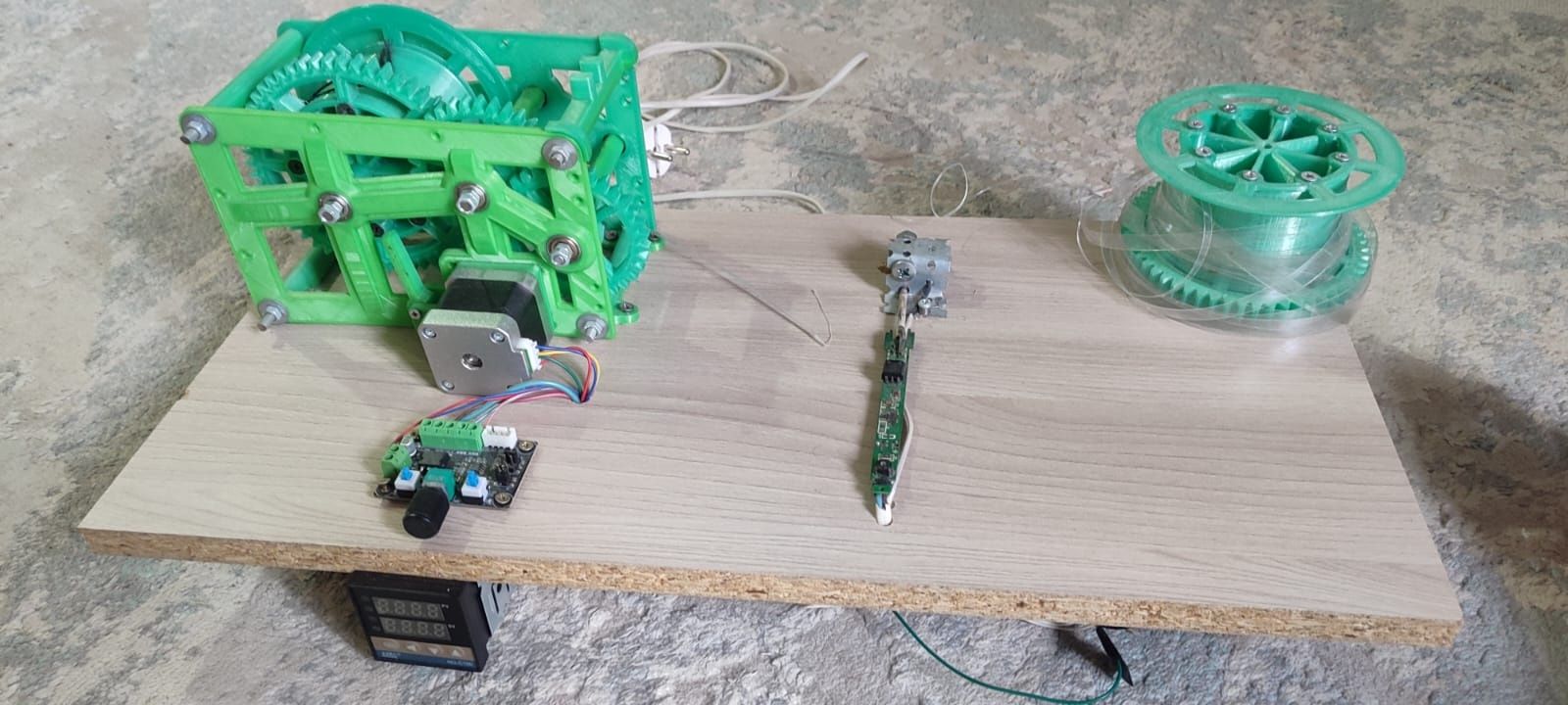 Продам экструдер пэт бутылки