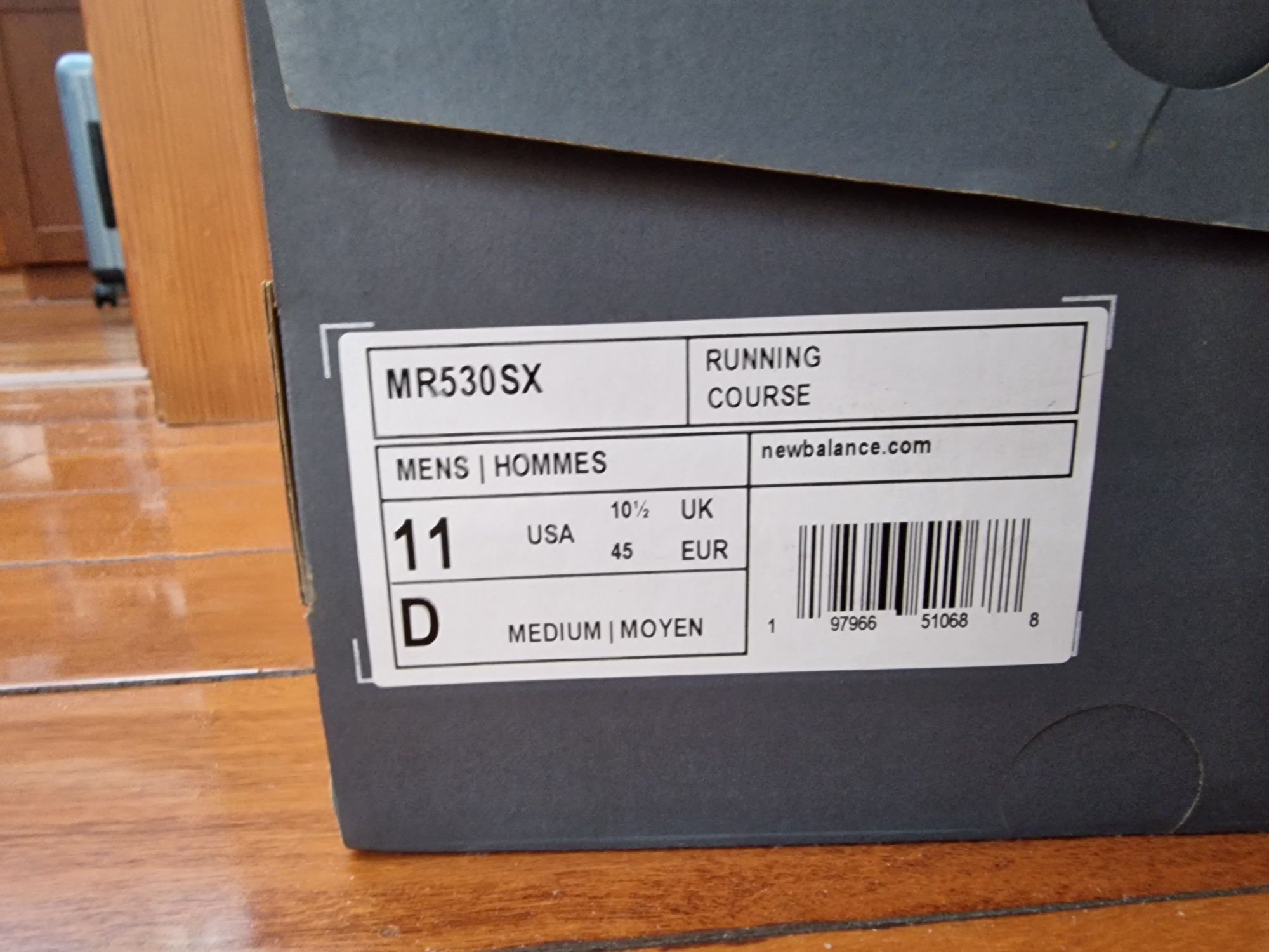 Мужские кроссовки новые New Balance 530