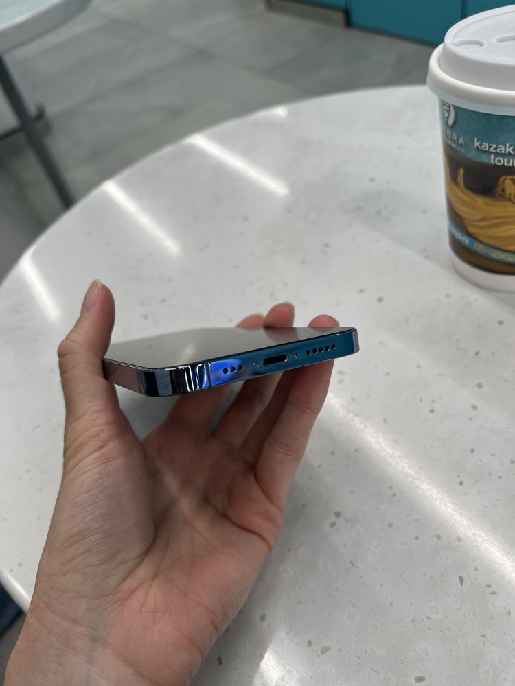 Продам iphone 13pro