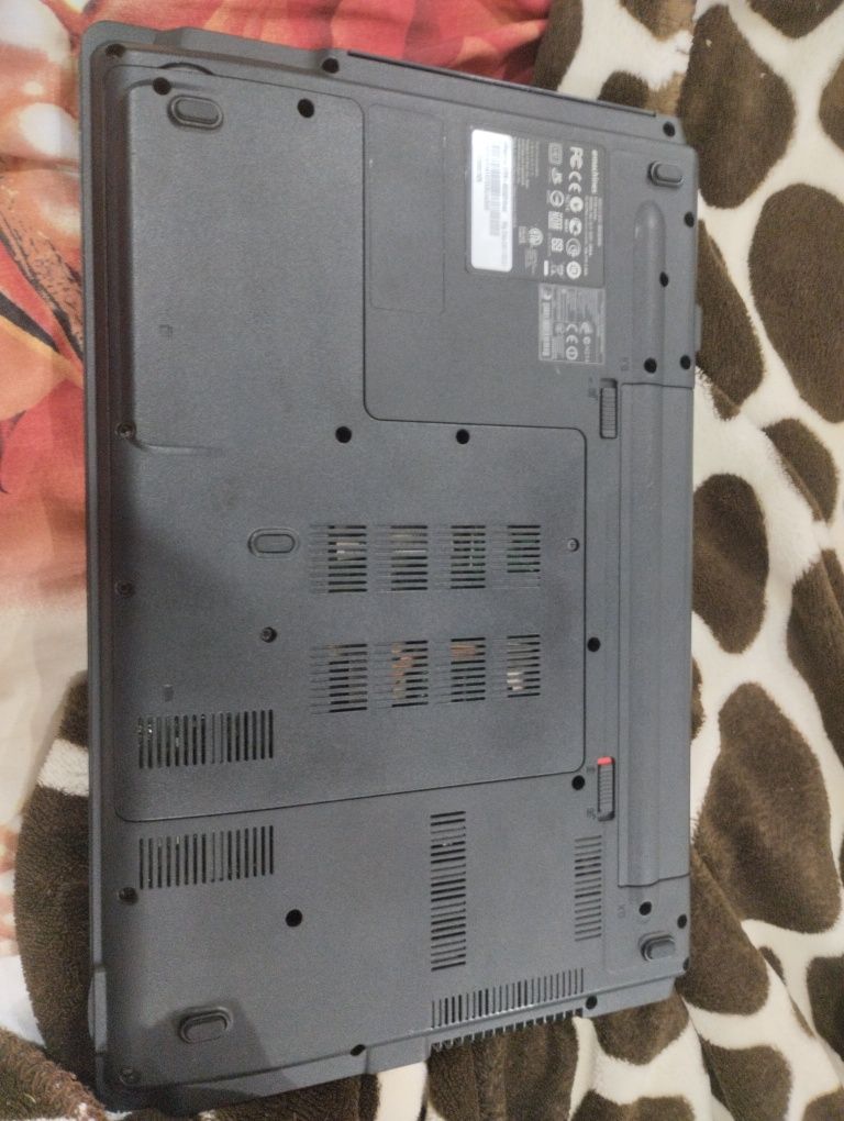 Продам ноутбук emachines e 728 поменяю на барана