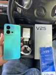 Vivo V25 5G.    8/256