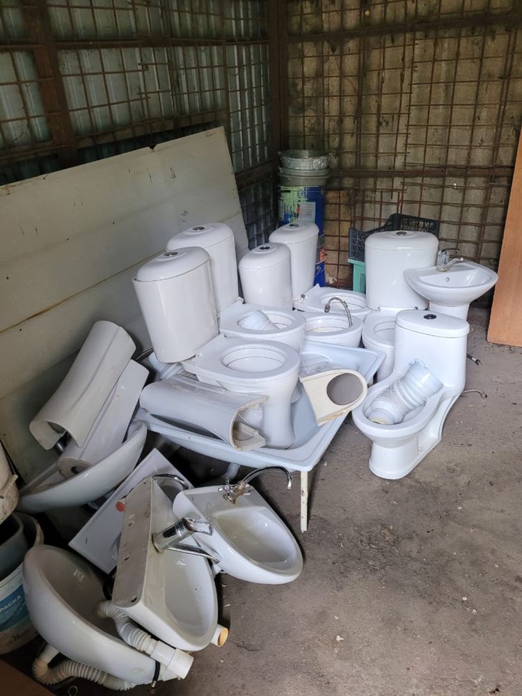 Продам детские раковины и унитазы