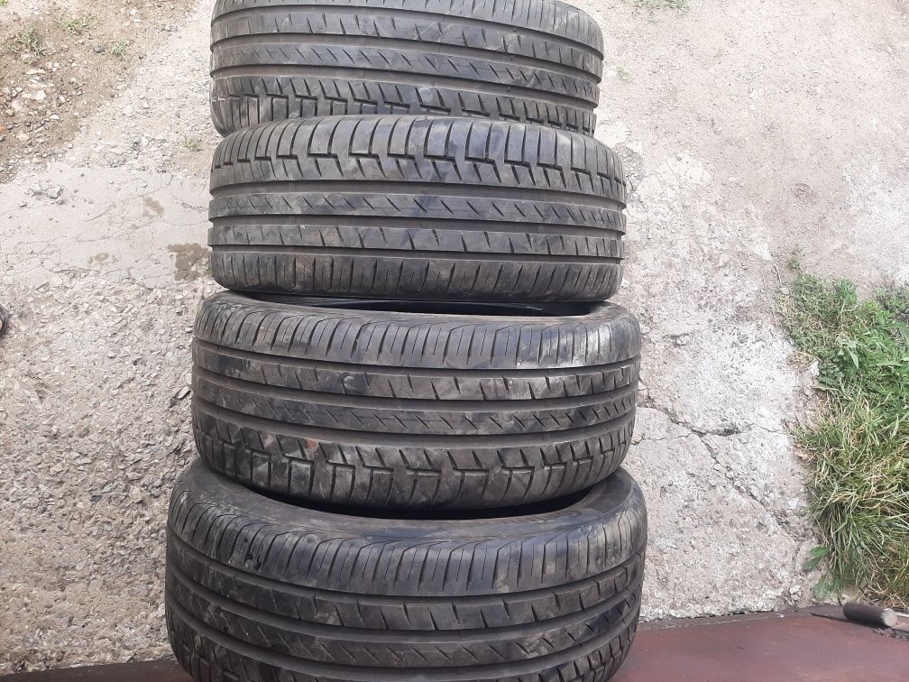 Продам шины 235/45/18 континенталь