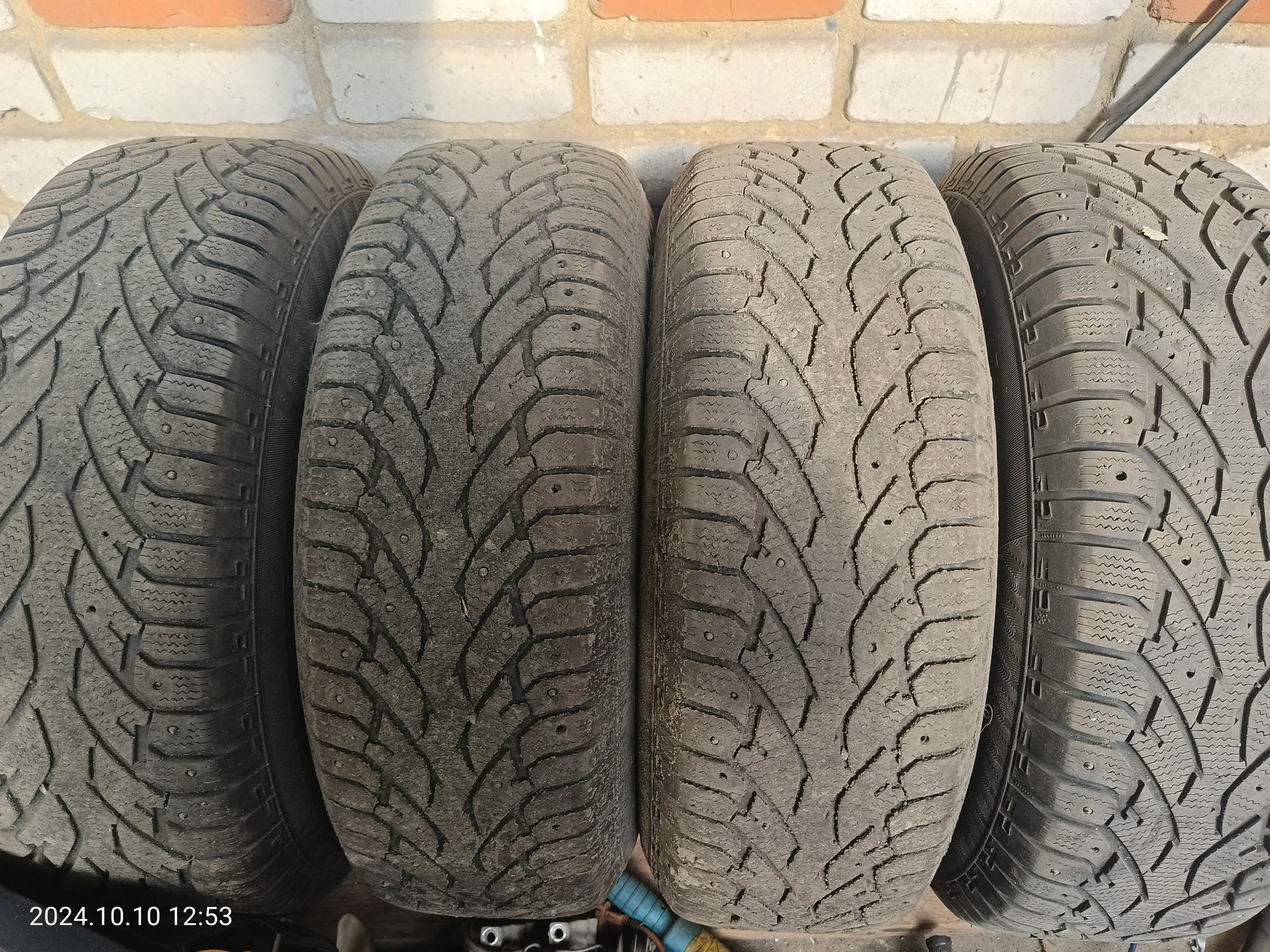 Продам 235/75 r15