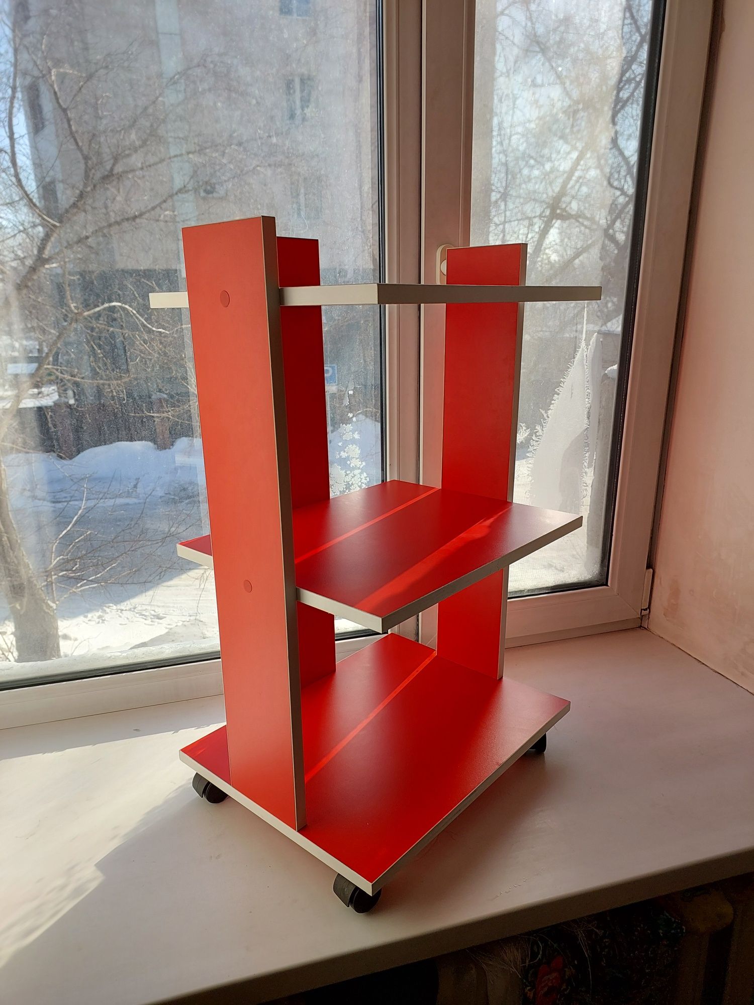 Продажа мебели. Кушетка, этажерка, зеркало. Астана