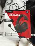 Продаются наушники HyperX Cloud II