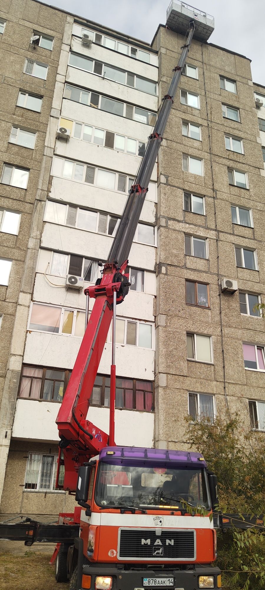 Предоставляем услуги АвтоВышки. Вышка . АГП 40 метров