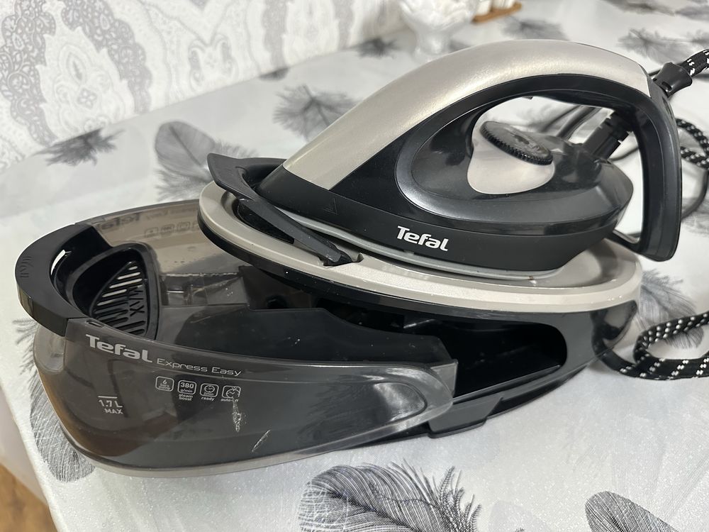 Парогенератор  Tefal Express Easy