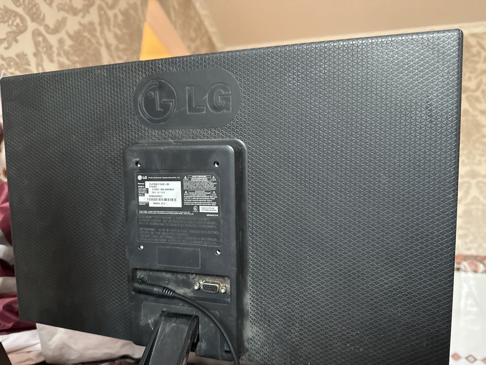 Монитор Lg