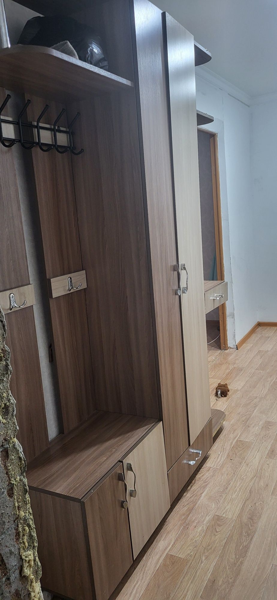Продам шкаф для прихожки