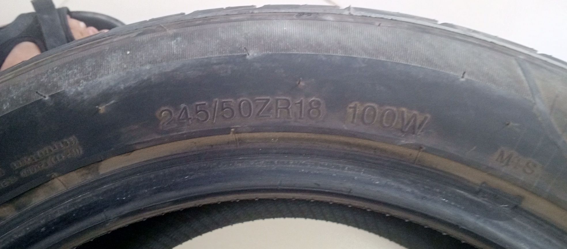 245/50ZR18 100W Размердеги айактар сатылады жагдайы жаксы таза