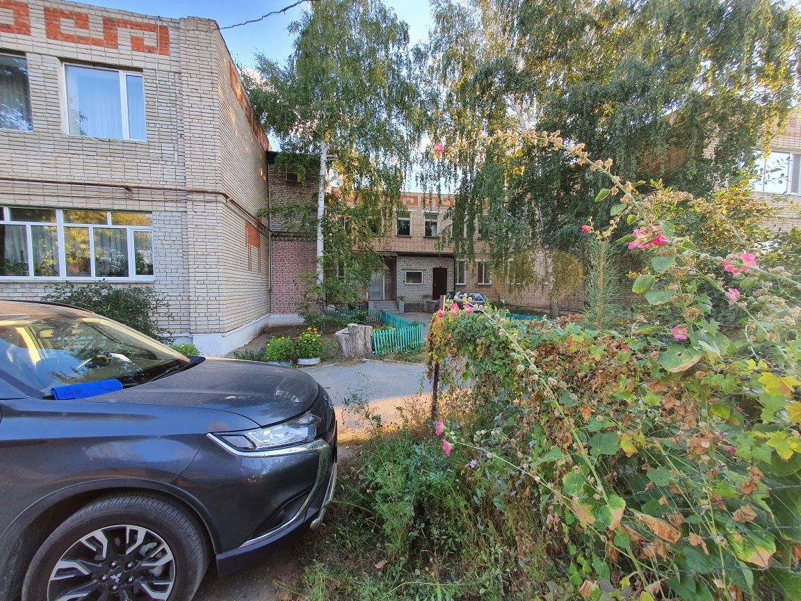 продам 3х комнатную квартиру бывший детский сад