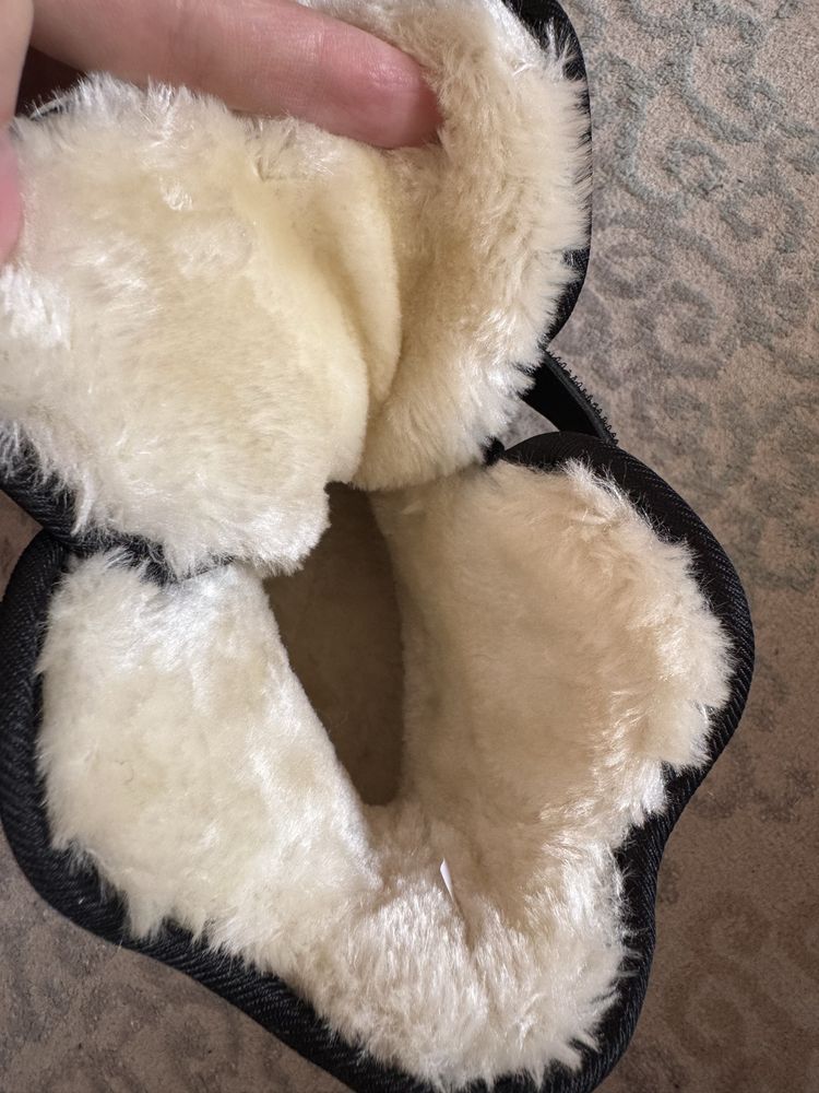 Продам зимние ботинки на мальчика