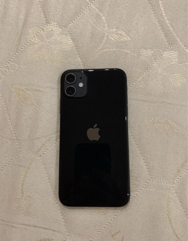 iphone 11 128g……