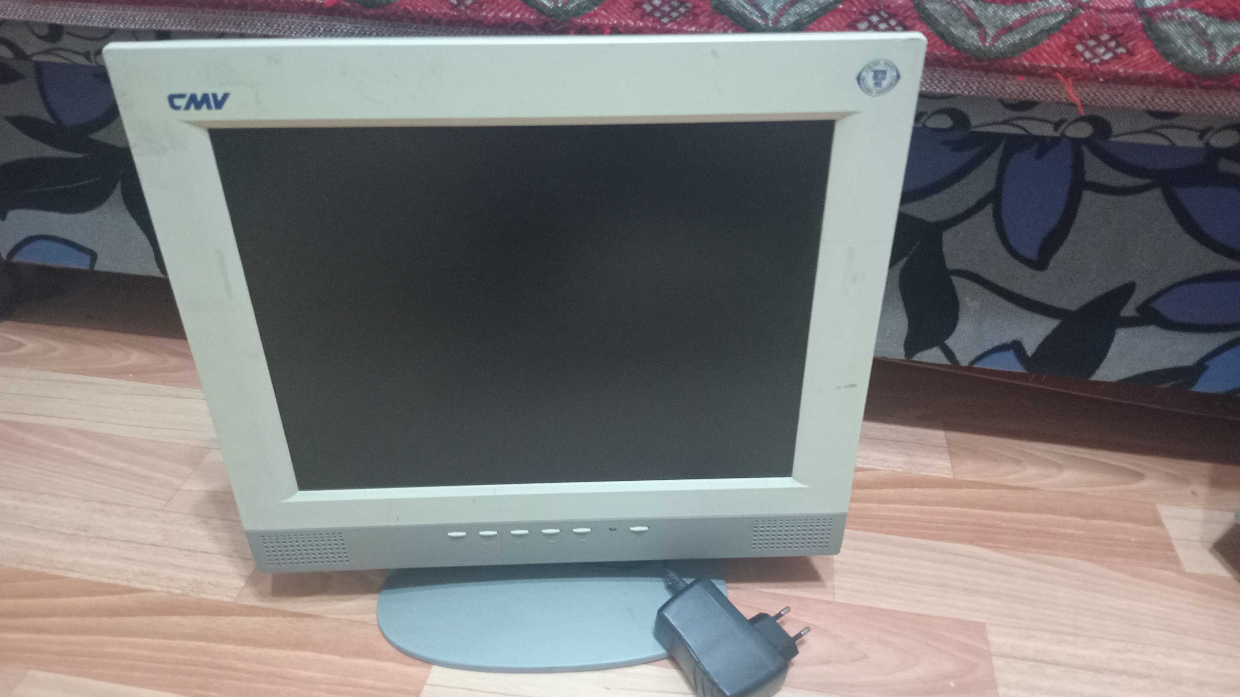 Мониторы 15" CMV, LG, Dell, Samsung в рабочем состоянии
