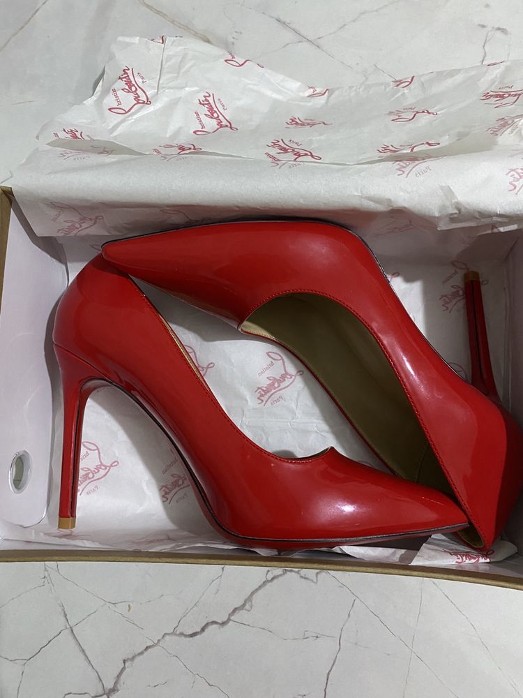 туфли от Christian Louboutin
