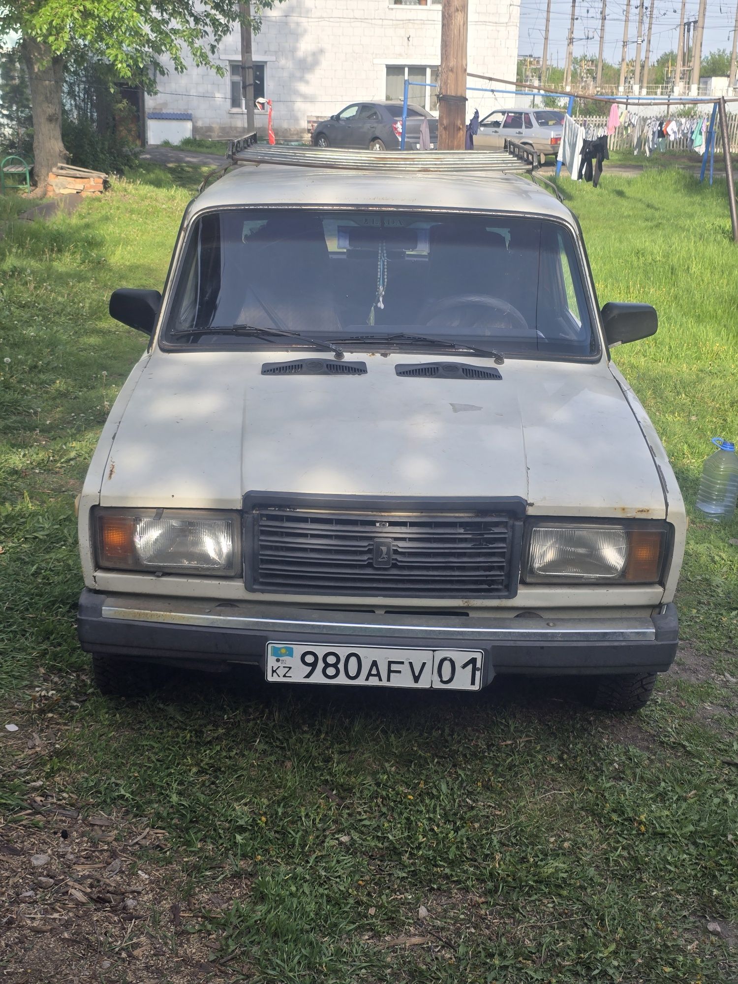 Ваз 2107 год 2000,на ходу ,документы в порядке.  Находится  г Акколь