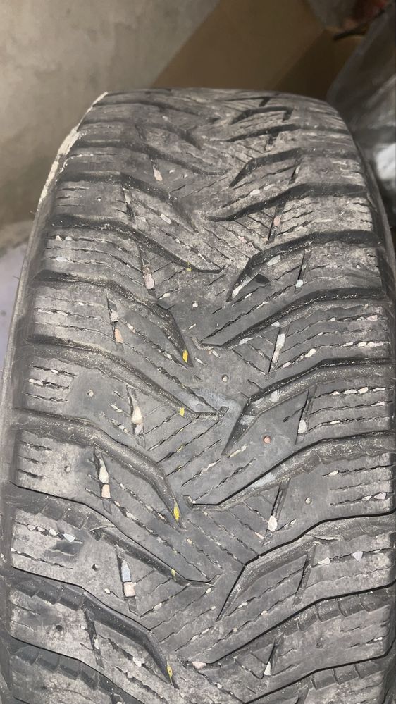 Комплект зимних шин Kumho 175/65/14
