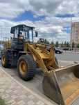 Продам фронтальный погрузчик 2куб