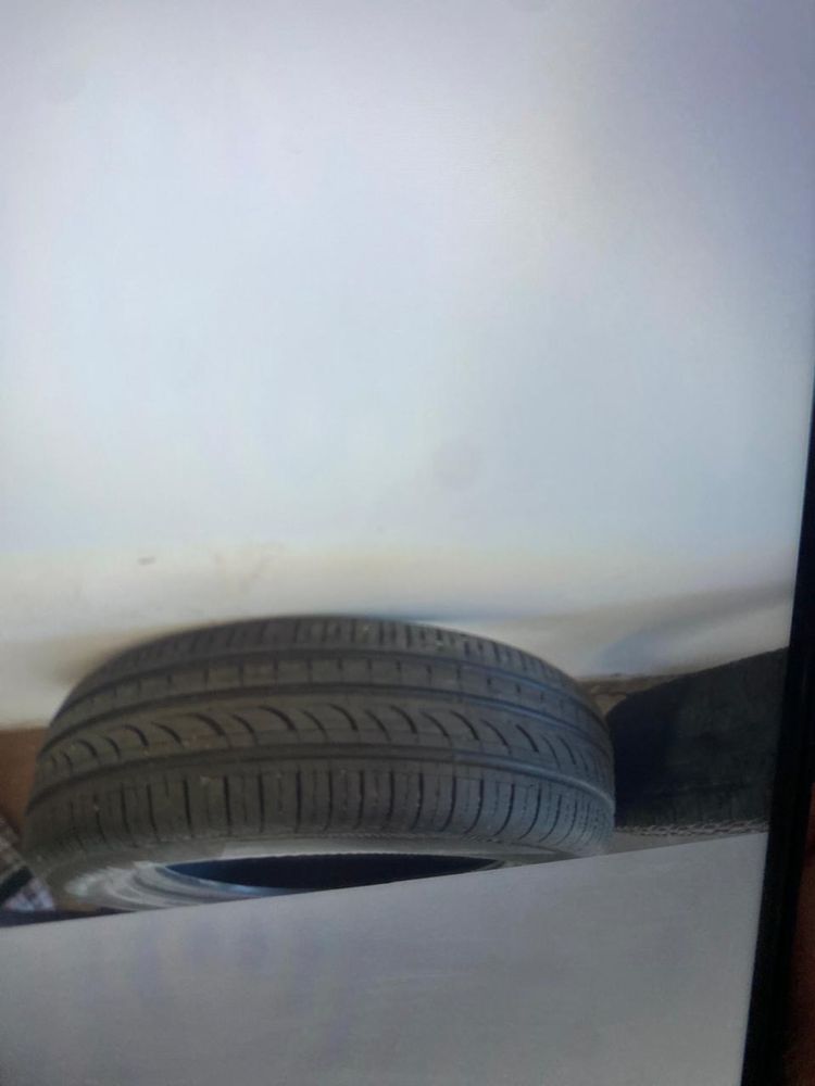Продается резина 235/60/R18