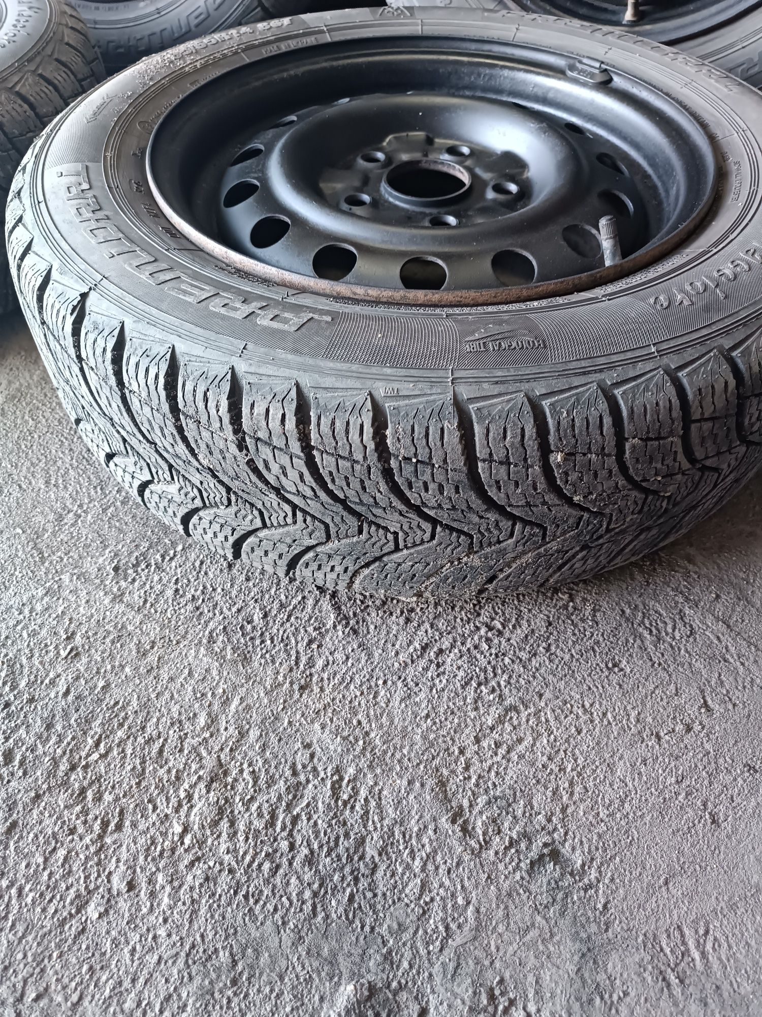 Колёса в сборе на mazda