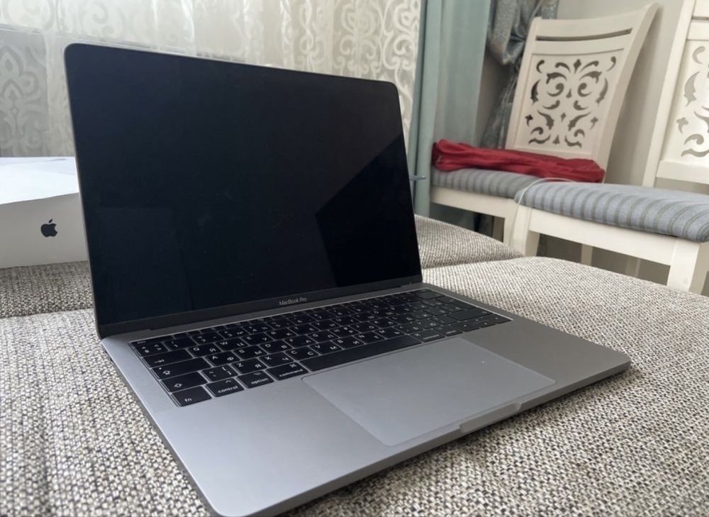 macbook pro 13 (2016)