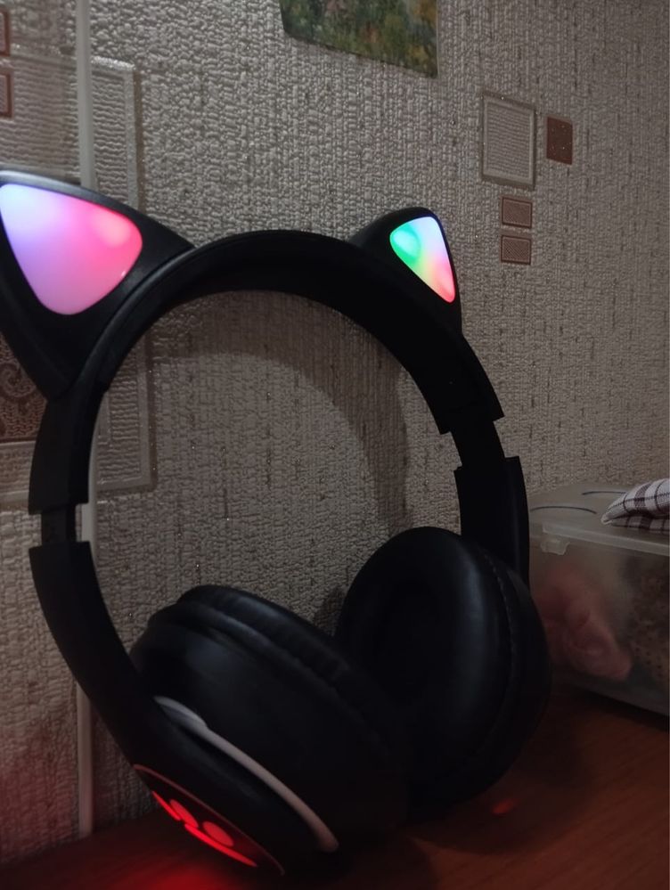 Продам классные наушники