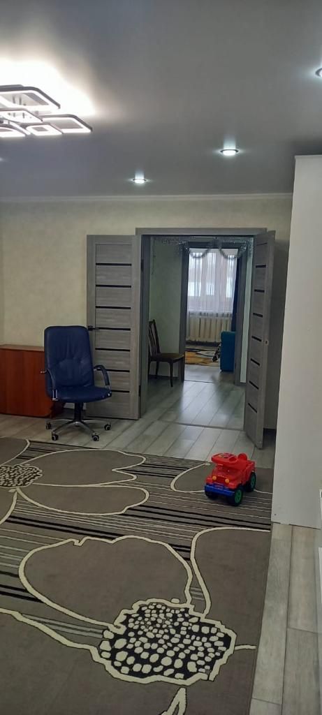 Продаем трёхкомнатную квартиру