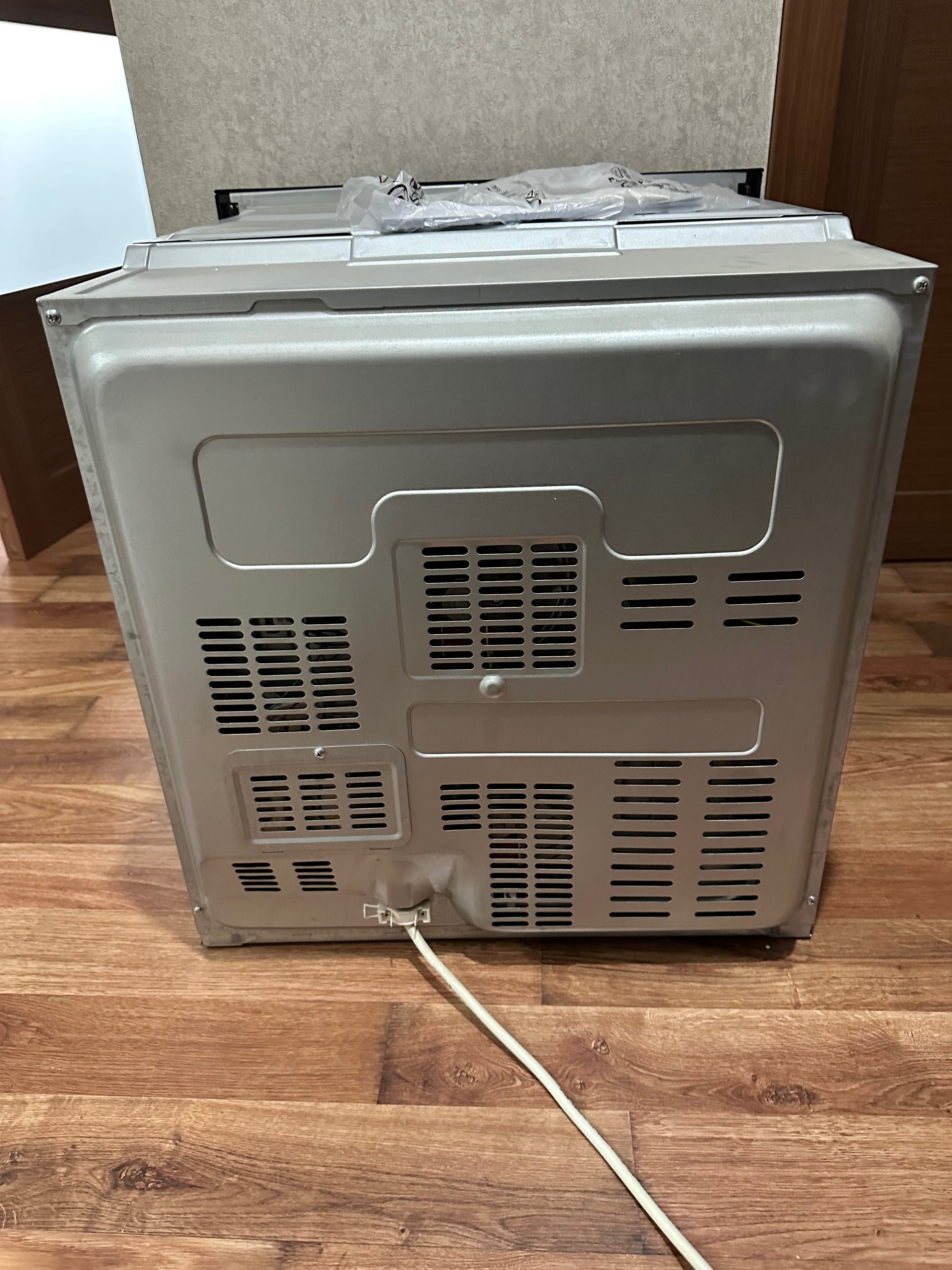 Духовой шкаф SAMSUNG  NV6584LNESR