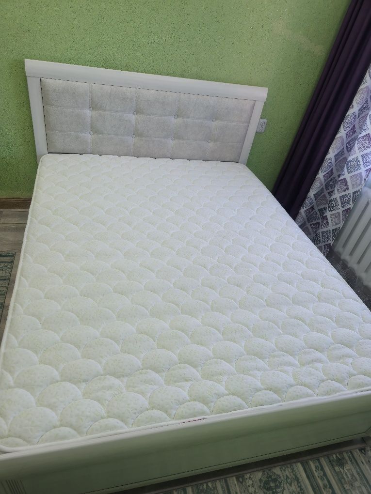 Продам диван с матрасом за 45000