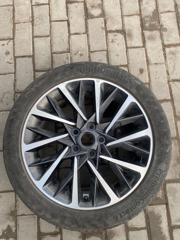 Один диск R18 от Hyundai Sonata DN8