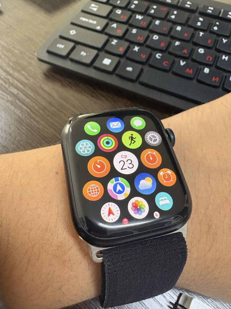 Apple Watch 9 Series 45mm GPS