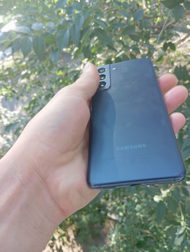 Samsung s21 5G  срочна сатамн