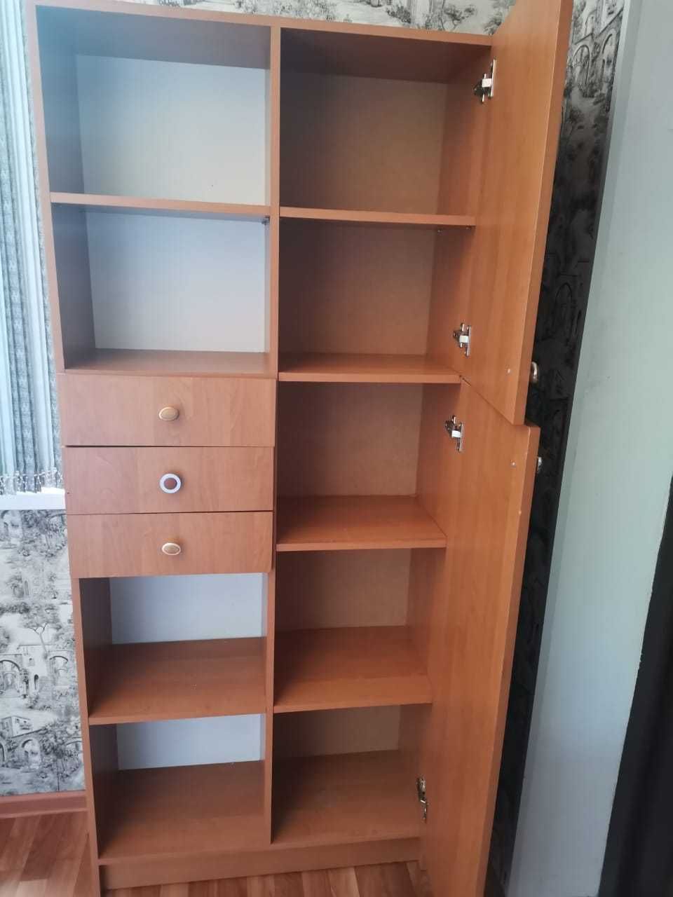 Продам б/у мебель в детскую комнату