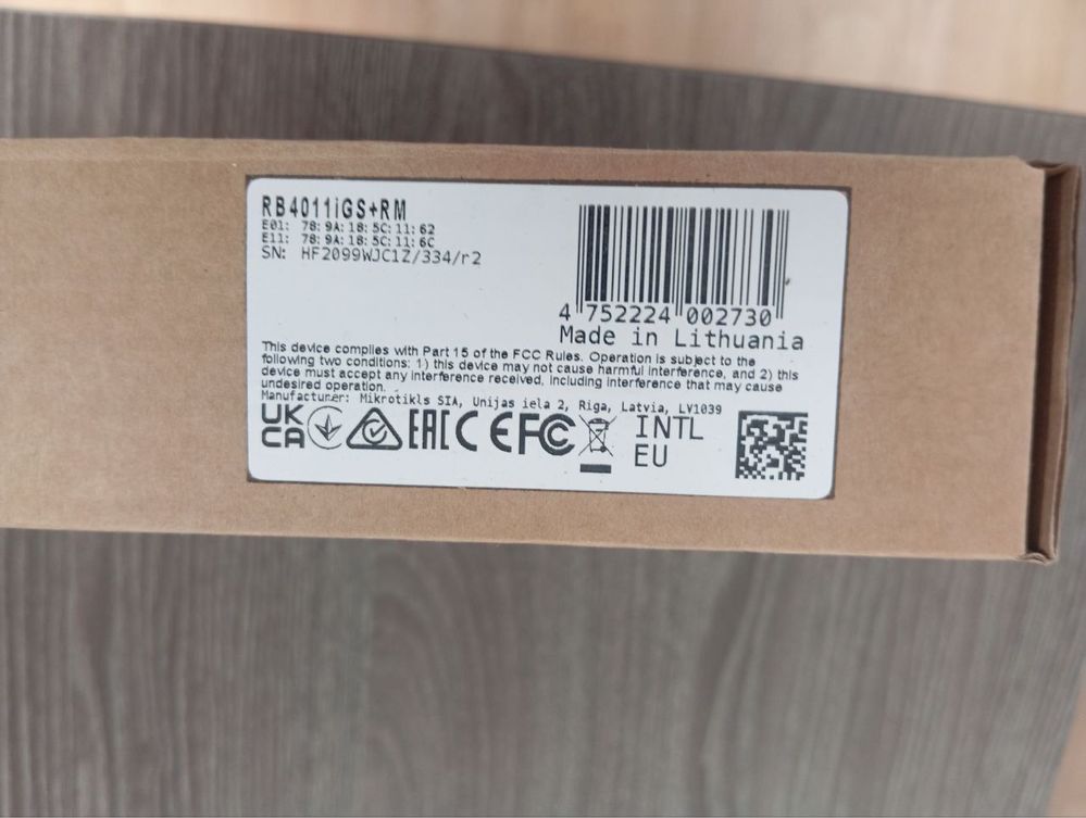 Продам Mikrotik RB4011IGS+RM