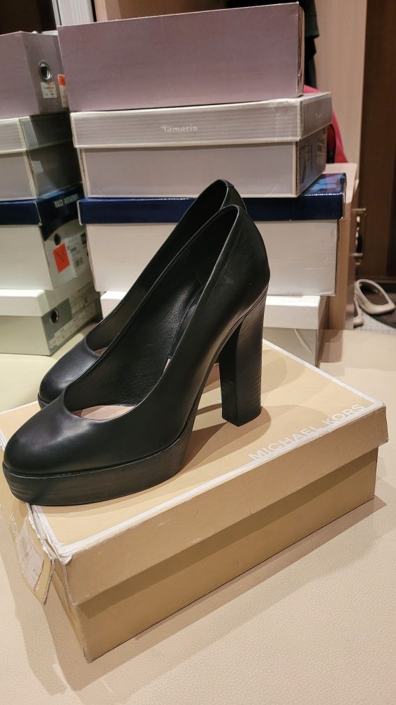 Туфли, бренда MIchael Kors